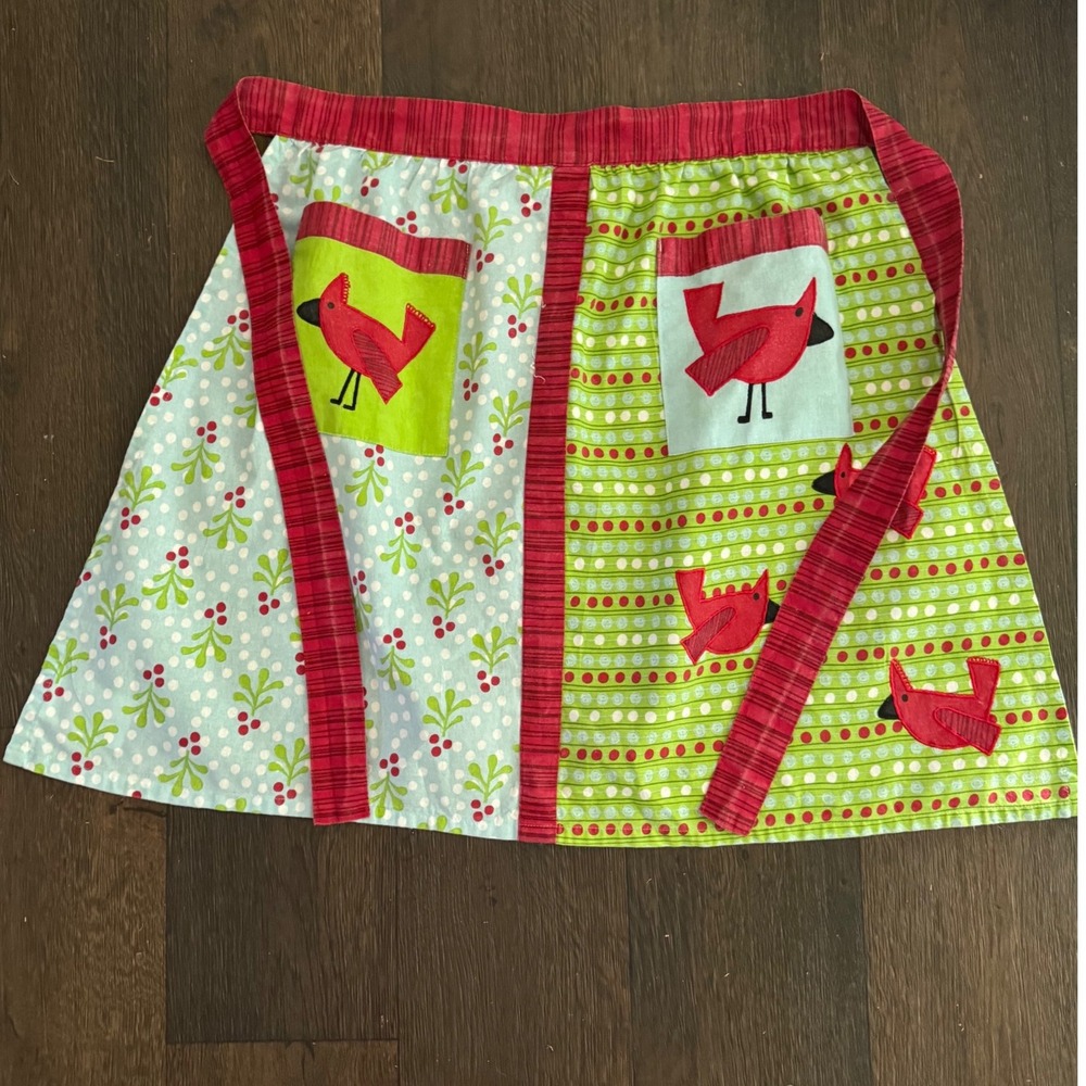 Pier 1 Imports Christmas Cardinal Half Apron Red Green Cotton Holiday Kitchen